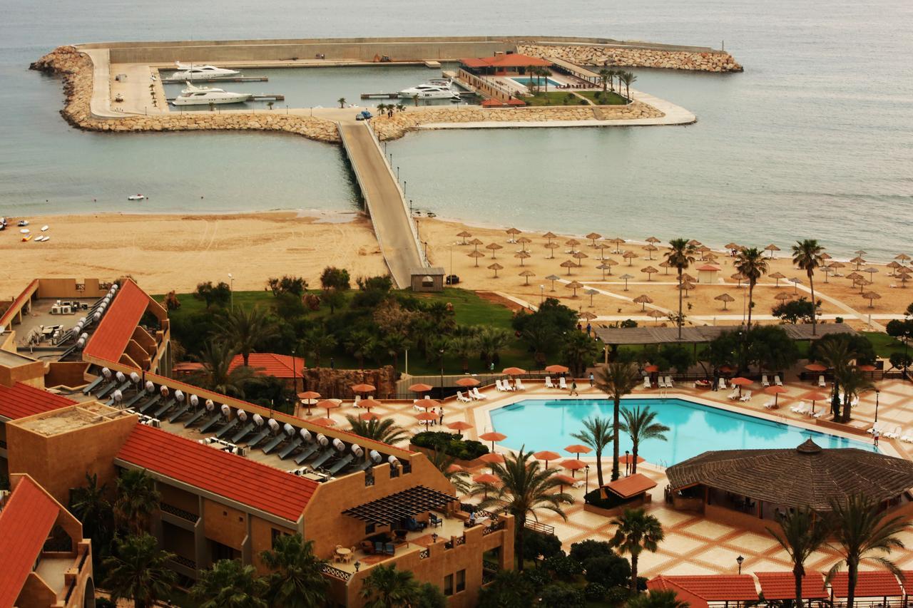 Jiyeh Marina Resort Hotel & Chalets Jieh Exterior foto