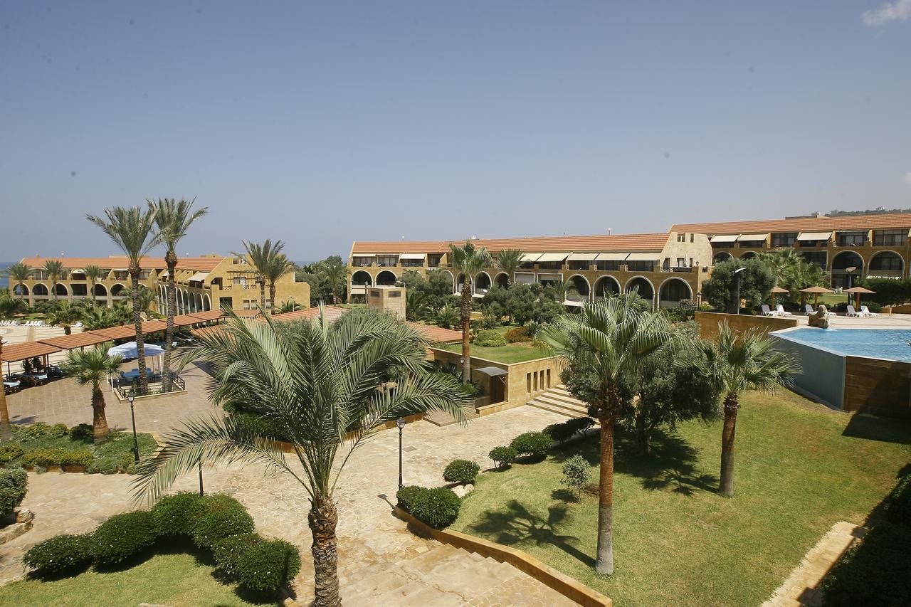 Jiyeh Marina Resort Hotel & Chalets Jieh Exterior foto